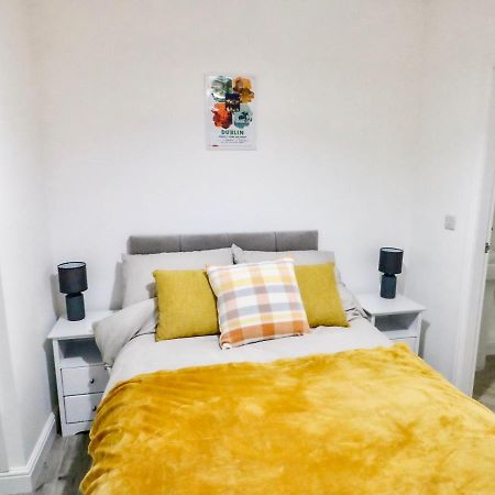 Port Apartment 1 ホーリーヘッド エクステリア 写真